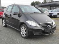 Gebraucht Mercedes A160 95 PS (69 kW) 2011 Nachtschwarz Kleinwagen