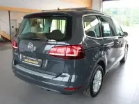 Gebraucht VW Sharan Comfortline 150 PS (110 kW) 2021 Grau Van / Kleinbus
