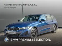 Gebraucht BMW 330 Sport Line 245 PS (180 kW) 2023 Phytonicblau metallic Kombi