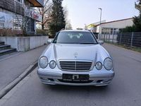 Gebraucht Mercedes E220 Classic 143 PS (105 kW) 2000 Kombi