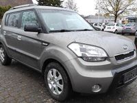 Gebraucht Kia Soul Attract 126 PS (92 kW) 2010 Silber SUV