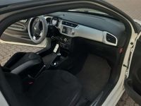 Gebraucht DS Automobiles DS3 68 PS (50 kW) 2013 Weiß Kleinwagen