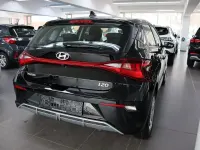 Neu Hyundai i20 90 PS (66 kW) 2026 Schwarz Kleinwagen