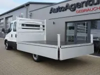 Second-hand Iveco Daily 175 CP (128 kW) 2022 Alb Monovolum