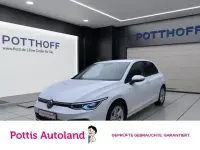 Gebraucht VW Golf VIII Life 150 PS (110 kW) 2023 Pure white Limousine