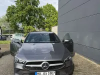 Gebraucht Mercedes CLA200 Progressive 163 PS (119 kW) 2022 Grau Limousine