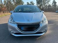 Gebraucht Peugeot 208 82 PS (60 kW) 2014 Grau Kleinwagen