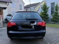 Gebraucht Audi A4 116 PS (85 kW) 2005 Schwarz Kombi