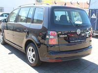 Gebraucht VW Touran Freestyle 105 PS (77 kW) 2010 Schwarz Van / Kleinbus