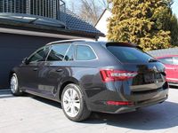 Gebraucht Skoda Superb Style 150 PS (110 kW) 2015 Schwarz Kombi