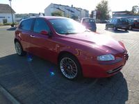 Gebraucht Alfa Romeo 147 Progression 120 PS (88 kW) 2003 Rot Kleinwagen