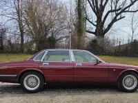 Gebraucht Jaguar XJ40 222 PS (163 kW) 1991 Rot Limousine