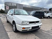 Gebraucht VW Golf III 90 PS (66 kW) 1996 Weiß Kleinwagen