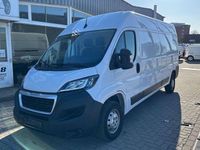 Gebraucht Peugeot Boxer 140 PS (102 kW) 2022 Weiß Van