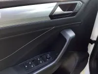 Usado VW T-Roc 116 HP (85 kW) 2025 Branco SUV