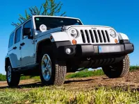 Gebraucht Jeep Wrangler Unlimited Sahara 200 PS (147 kW) 2013 Weiß SUV