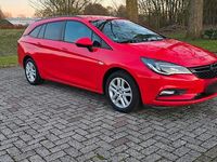 Gebraucht Opel Astra 160 PS (117 kW) 2016 Rot Kombi