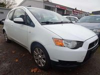 Gebraucht Mitsubishi Colt 95 PS (69 kW) 2011 Weiß Kleinwagen