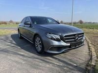 Gebraucht Mercedes E220 194 PS (142 kW) 2019 Grau Limousine