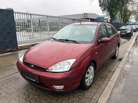 Gebraucht Ford Focus Ghia 115 PS (84 kW) 2003 Rot Limousine