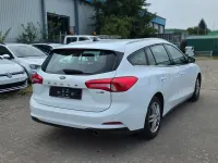 Gebraucht Ford Focus 125 PS (91 kW) 2020 Weiß Limousine