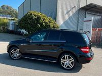 Gebraucht Mercedes ML500 389 PS (286 kW) 2008 Schwarz SUV