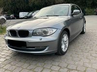 Gebraucht BMW 116 122 PS (89 kW) 2011 Grau Kleinwagen