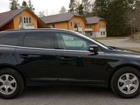 Gebraucht Volvo XC60 Momentum 163 PS (119 kW) 2012 Schwarz metallic SUV