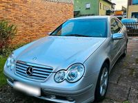 Gebraucht Mercedes C220 143 PS (105 kW) 2003 Grau Coupé