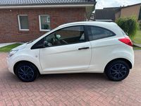 Gebraucht Ford Ka 69 PS (50 kW) 2015 Weiß Kleinwagen