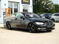 Gebraucht BMW 325 Comfort Edition 204 PS (150 kW) 2011 Schwarz Coupé