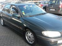 Gebraucht Opel Omega 136 PS (100 kW) 1994 Grün Limousine
