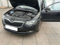 Gebraucht Skoda Superb Best of 140 PS (102 kW) 2015 Schwarz Kombi