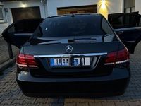 Gebraucht Mercedes E220 Elegance 170 PS (125 kW) 2015 Schwarz Limousine