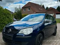 Gebraucht VW Polo 60 PS (44 kW) 2009 Blau Kleinwagen
