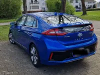 Gebraucht Hyundai Ioniq Premium 141 PS (103 kW) 2018 Blau Kleinwagen