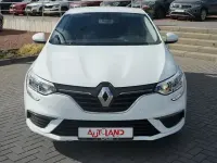 Gebraucht Renault Mégane 132 PS (97 kW) 2018 Weiß Limousine