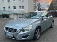 Gebraucht Volvo S60 163 PS (119 kW) 2012 Silber Limousine
