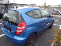Gebraucht Mercedes A150 95 PS (69 kW) 2007 Blau Kleinwagen