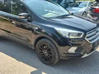 Gebraucht Ford Kuga Titanium 150 PS (110 kW) 2019 Schwarz SUV