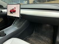 Gebraucht Tesla Model 3 366 kW (498 PS) 2023 Rot Limousine
