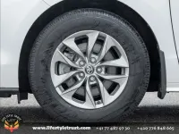 Gebraucht Toyota Sienna T1 245 PS (180 kW) 2025 Weiß Van / Kleinbus