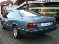 Gebraucht Mercedes 230 132 PS (97 kW) 1988 Blau Coupé