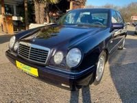 Gebraucht Mercedes E320 Avantgarde 224 PS (164 kW) 1997 Schwarz Limousine