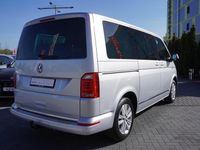 Second-hand VW Multivan Highline 150 CP (110 kW) 2019 Argintiu Monovolum