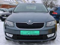 Gebraucht Skoda Octavia Ambition 140 PS (102 kW) 2014 Metalgrau metallic Kleinwagen
