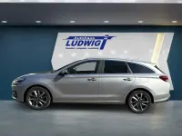 Gebraucht Hyundai i30 Prime 159 PS (116 kW) 2024 Shimmering silver Kombi