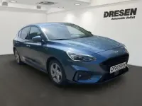 Używany Ford Focus ST-Line 155 KM (114 kW) 2020 Niebieski Sedan/Limuzyna