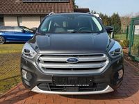 Gebraucht Ford Kuga Titanium 150 PS (110 kW) 2019 Grau SUV