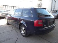 Gebraucht Audi A6 125 PS (91 kW) 1999 Blau Kombi